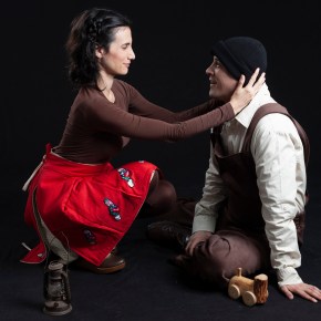 «ENTRE COLINAS Y SENDEROS»: NUESTRA MEMORIA EN EL&nbsp;TEATRO