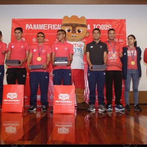 Petroperú rindió homenaje a medallistas y destacados deportistas Parapanamericanos peruanos