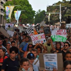 Febrero y marzo en Australia: Peligra proliferación de incendios por temperaturas más altas agravadas por el cambio climático.Que las protestas ciudadanas no sean en&nbsp;vano