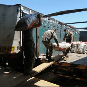 Comerciantes mayoristas entregan donaciones al Colegio Médico del Perú, PNP y Comedores&nbsp;Populares