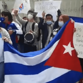 Ciudadanos cubanos en el mundo respaldan protestas contra la dictadura en Cuba que trae injusticia, pobreza económica y desastroso servicio de&nbsp;salud