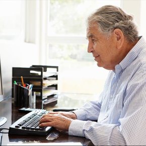 Extensión de la edad de cese obligatorio de los trabajadores a 75 años atenta contra la competitividad del país, sostiene la Cámara de Comercio de&nbsp;Lima