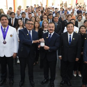 Ministerio de Salud de Perú recibió Lutecio-177 en ceremonia de entrega simbólica radiofármaco de producción íntegramente nacional para combatir cáncer neuroendocrino y próstata con medicina&nbsp;nuclear